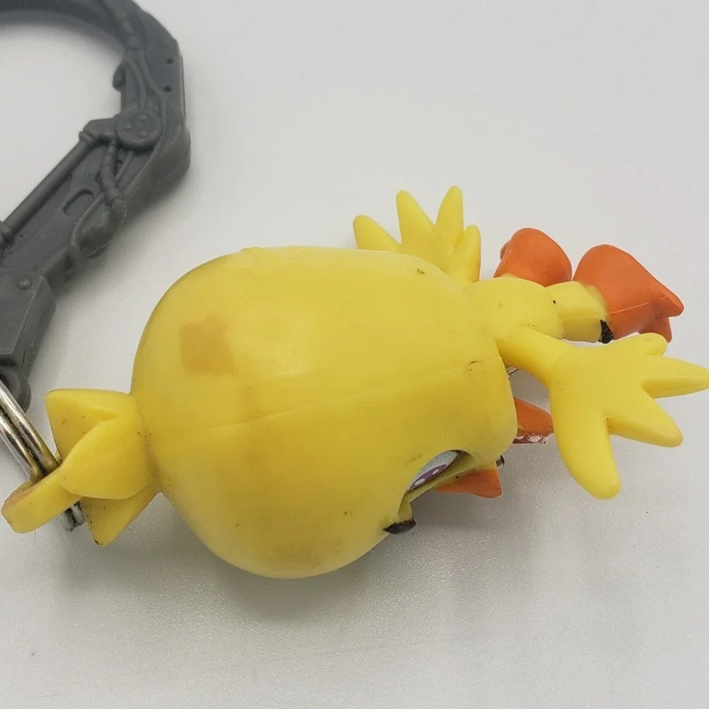 FIVE NIGHTS AT FREDDY'S CHICA‎ BACK PACK HANGER/ KEY CHAIN  2015